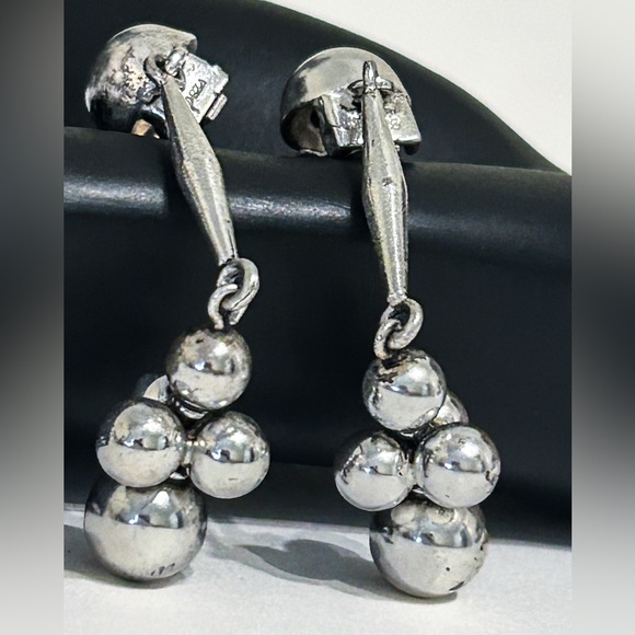 Vintage Modernist Sterling Silver Orb Cluster Drop Earrings - Picture 5 of 16